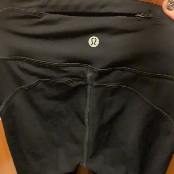 Lululemon tights - Picture 2 of 6